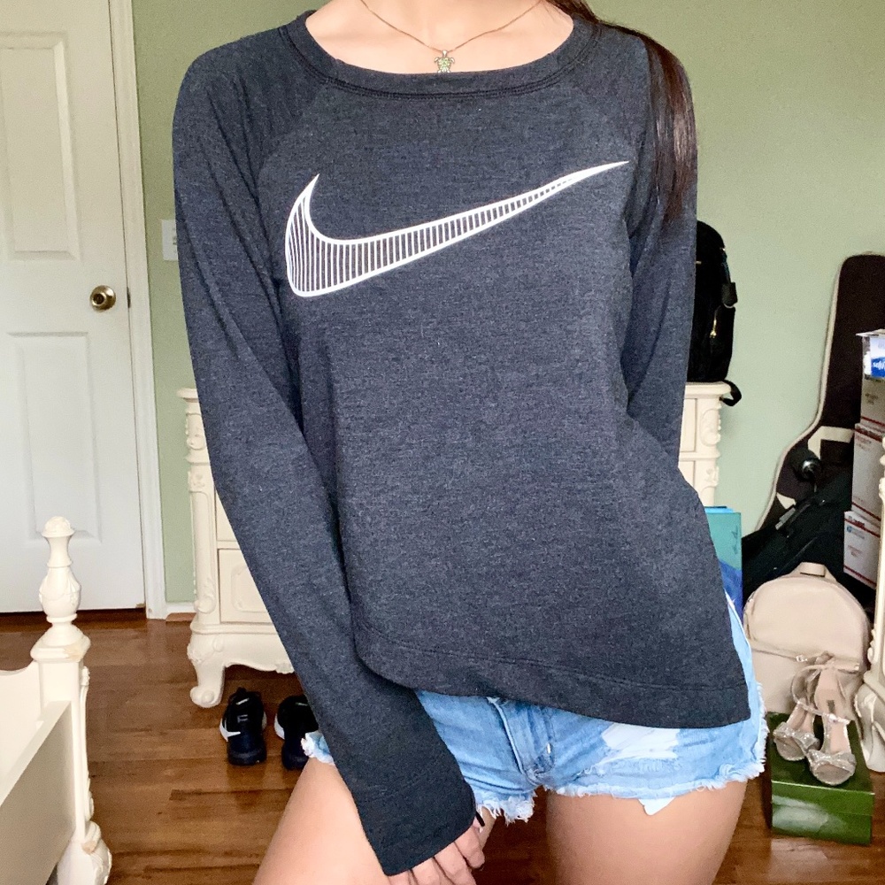 Nike Dri-Fit Asymmetrical Cropped Training Top
